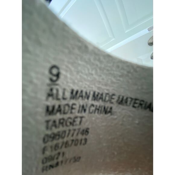 Universal Thread Slides Sz 9 - Picture 3 of 7